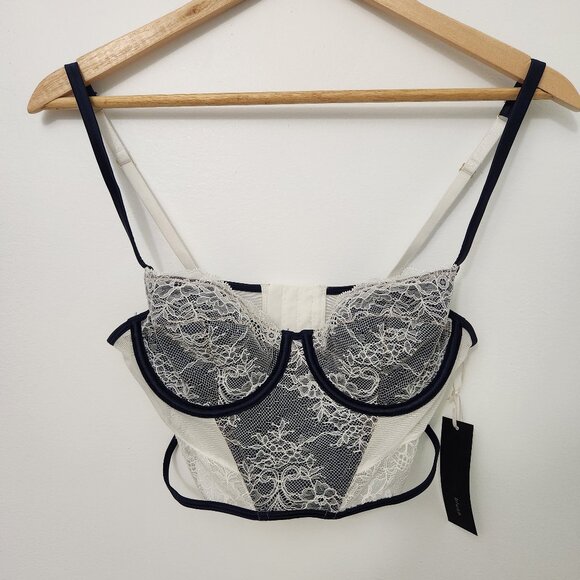 Lingerie Corset Bra - Picture 1 of 3
